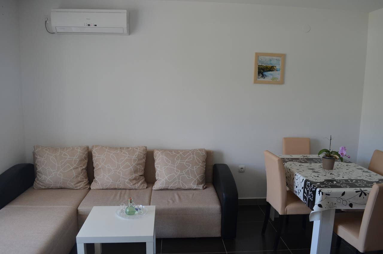 Apartments Mare I バスカ エクステリア 写真